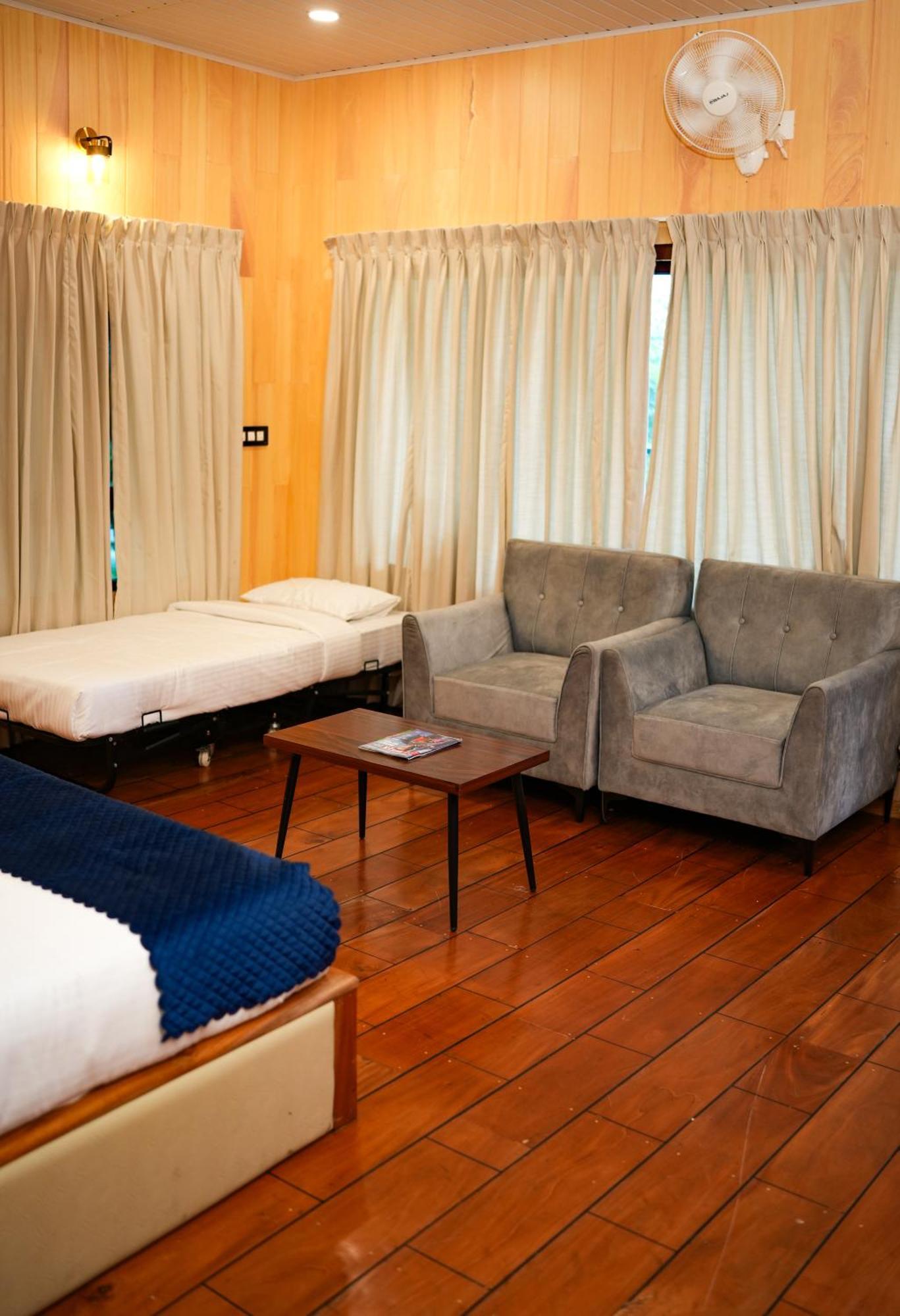 Space Rock Resort Kalpetta Eksteriør billede